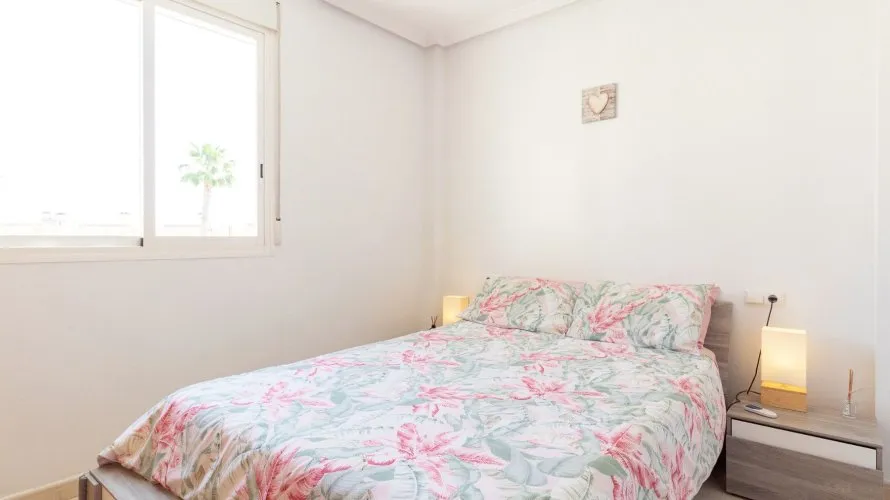 House de 76m² à Alicante, Spain No. 1107 № 12