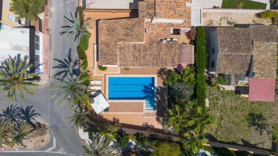 Villa de 4 chambres à Alicante, Spain No. 746 № 10