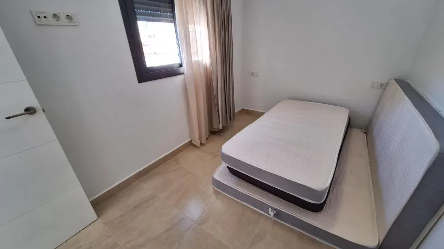 House de 3 chambres à Torrevieja, Spain No. 940 № 28