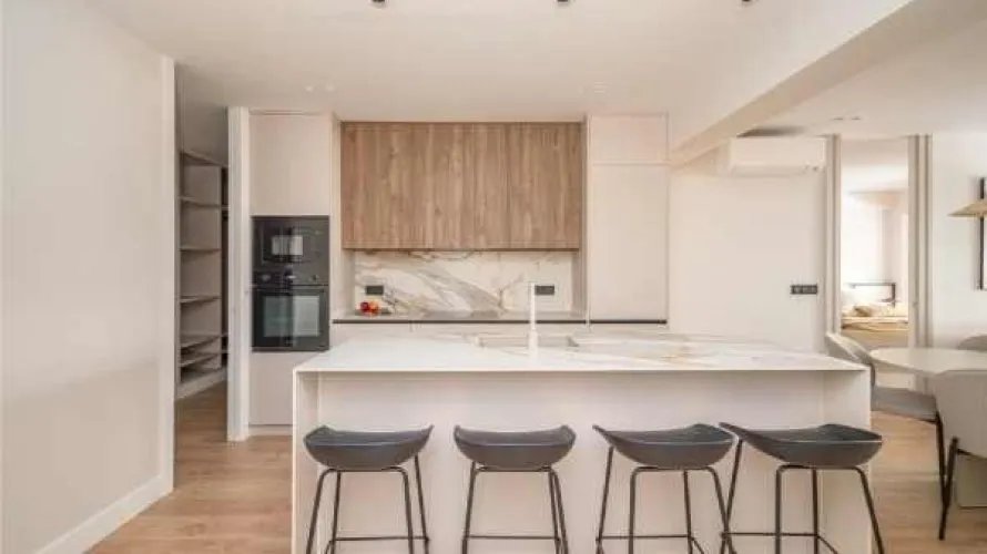 Apartment de 2 chambres à Madrid, Spain No. 636 № 2