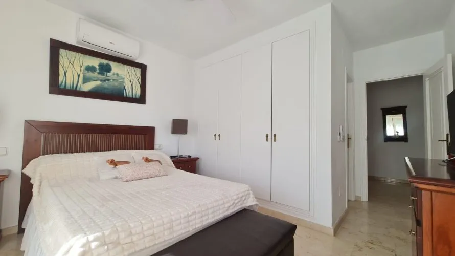 Villa de 124m² à Alicante, Spain No. 966 № 13