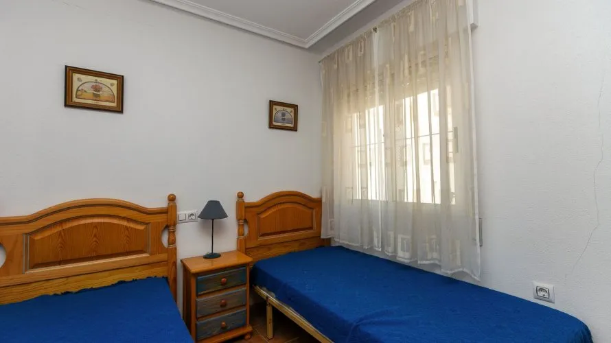 House de 80m² à La Zenia, Spain No. 1359 № 8