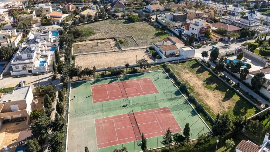 Villa de 370m² à La Mata, Spain No. 1061 № 2