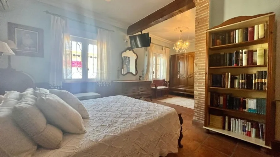 Villa de 3 chambres à Torrevieja, Spain No. 742 № 27