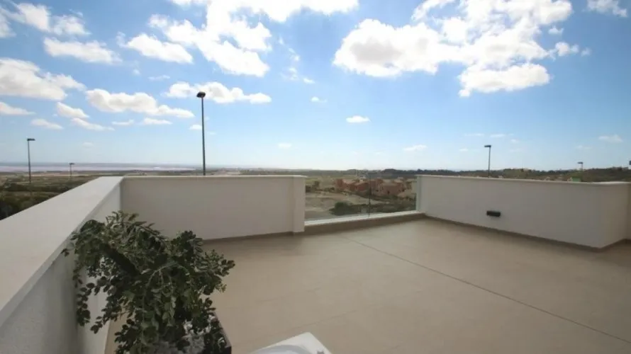 Villa de 168m² à Campoamor, Spain No. 248 № 10