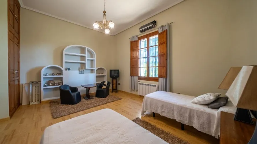House de 7 chambres à Mutxamel, Spain No. 658 № 25