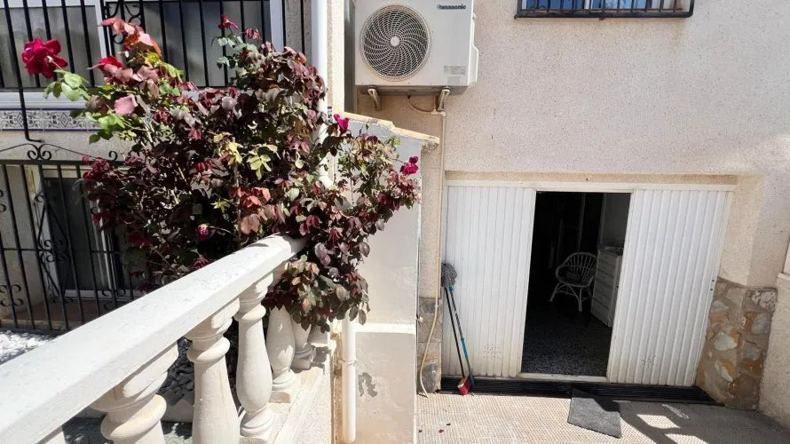 House de 132m² à Torrevieja, Spain No. 884 № 17