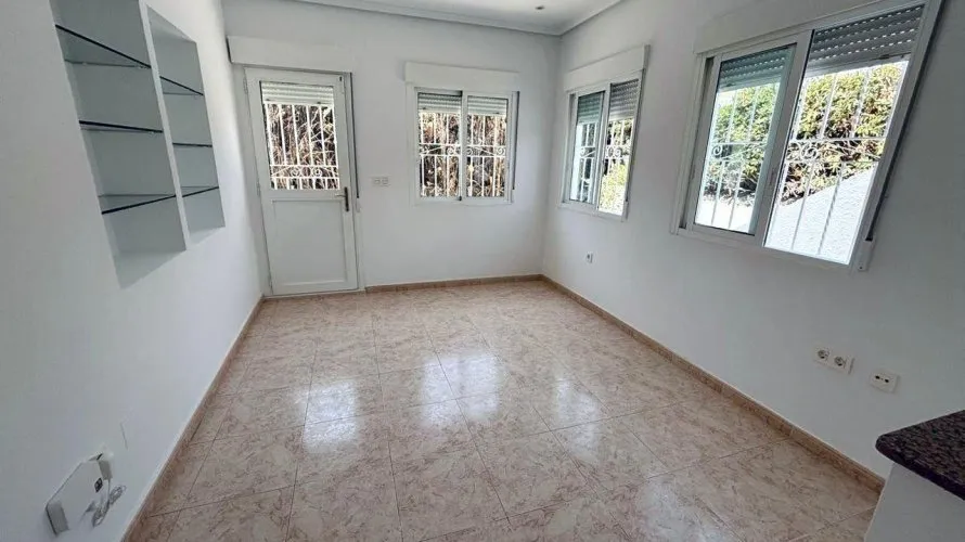 Villa de 3 chambres à Ciudad Quesada, Spain No. 819 № 15