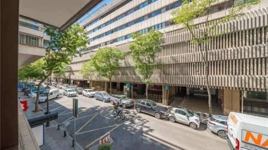 Apartment de 2 chambres à Madrid, Spain No. 636 № 3