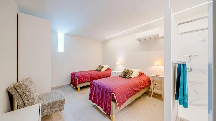 Villa de 5 chambres à Finestrat, Spain No. 458 № 21