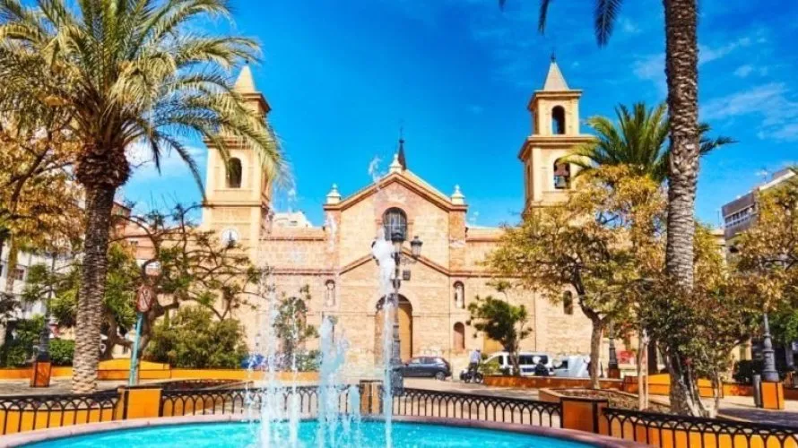 Villa de 3 chambres à Torrevieja, Spain No. 407 № 14