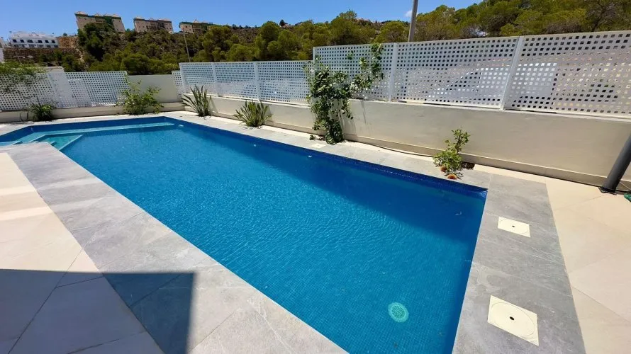 Villa de 3 chambres à Finestrat, Spain No. 574 № 2