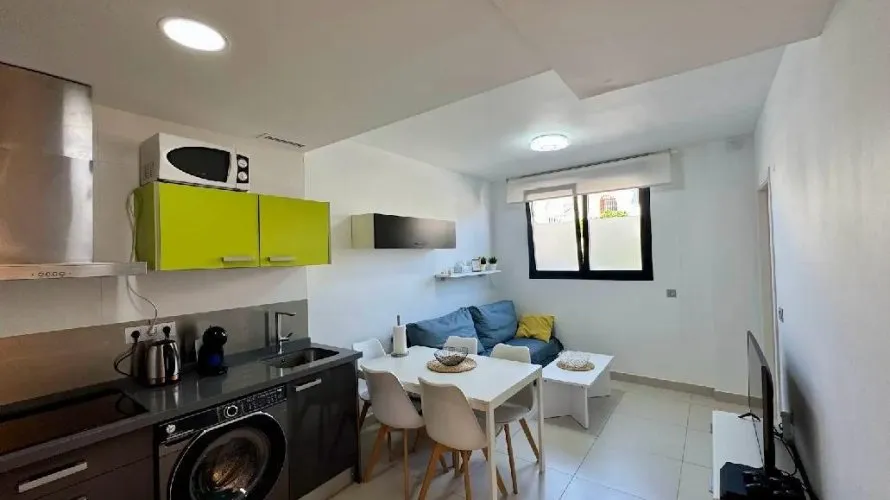 Apartment de 2 chambres à Torrevieja, Spain No. 739 № 12