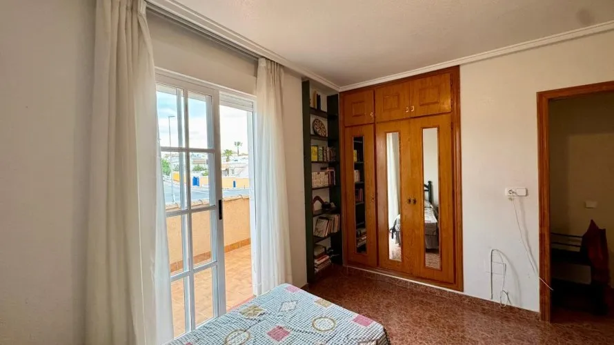 Apartment de 3 chambres à Torrevieja, Spain No. 1031 № 14