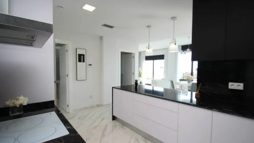 Villa de 168m² à Campoamor, Spain No. 248 № 4