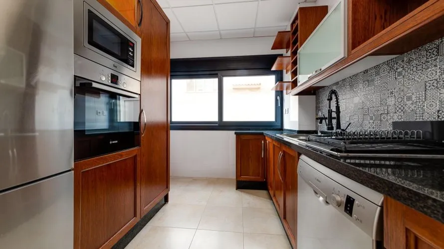 Villa de 4 chambres à Torrevieja, Spain No. 462 № 12