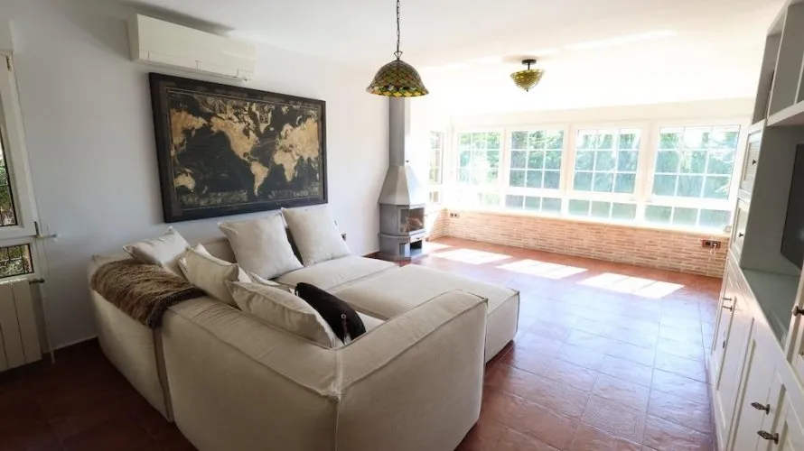 Apartment de 4 chambres à Villamartin, Spain No. 782 № 3
