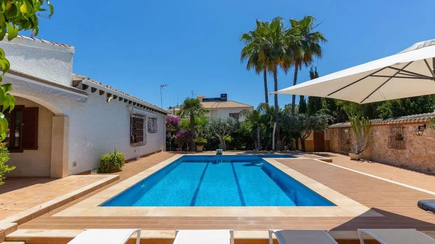Villa de 4 chambres à Alicante, Spain No. 746 № 3