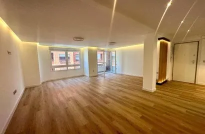 Apartment de 3 chambres à Alicante, Spain No. 1330