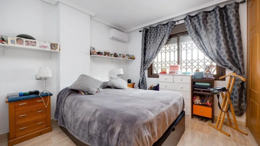Apartment de 2 chambres à Torrevieja, Spain No. 1365 № 8