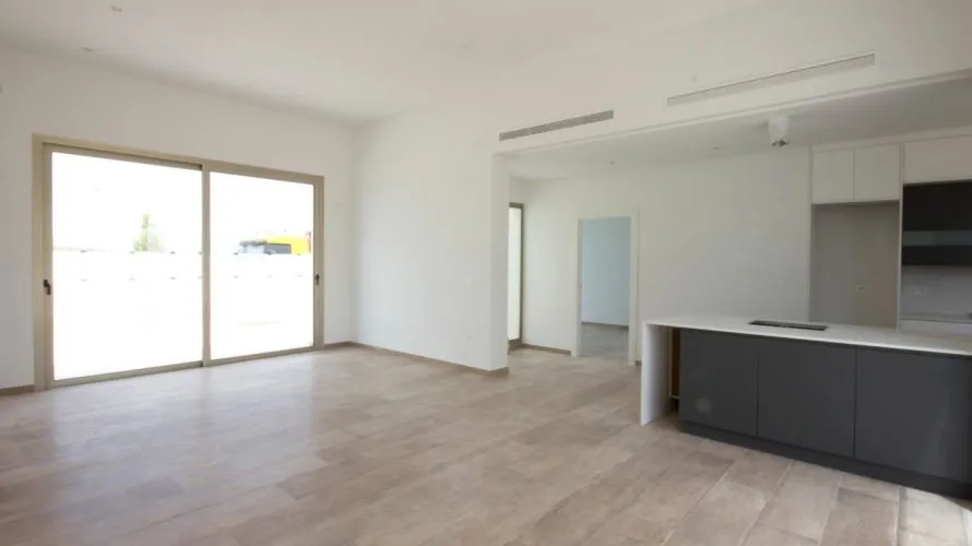 Apartment de 3 chambres à El Campello, Spain No. 341