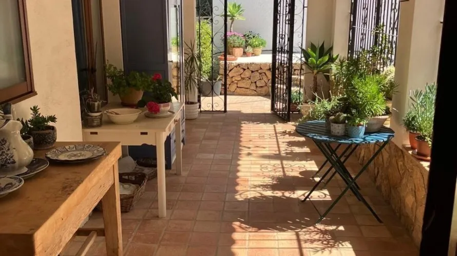 Villa de 4 chambres à Albir, Spain No. 586 № 18