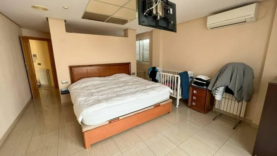 Apartment de 4 chambres à Manises, Spain No. 1312 № 14