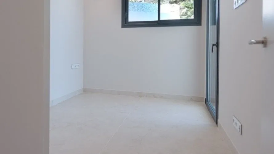 Apartment de 4 chambres à Benidorm, Spain No. 339 № 25