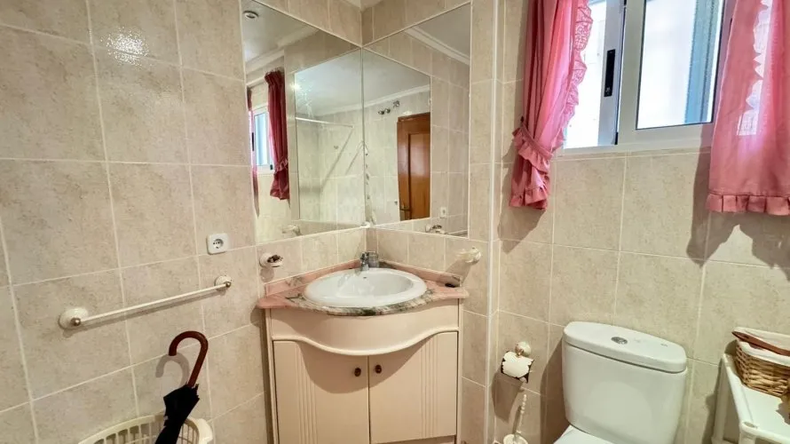 Apartment de 3 chambres à Torrevieja, Spain No. 1031 № 17