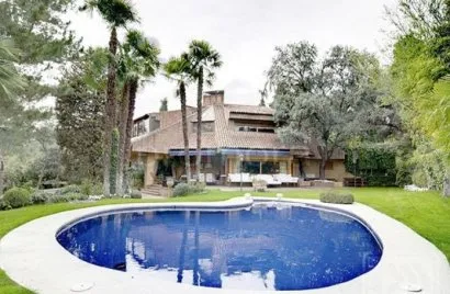 Apartment de 5 chambres à Villaviciosa de Odon, Spain No. 1311