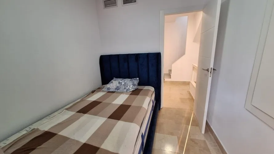 House de 3 chambres à Torrevieja, Spain No. 940 № 13