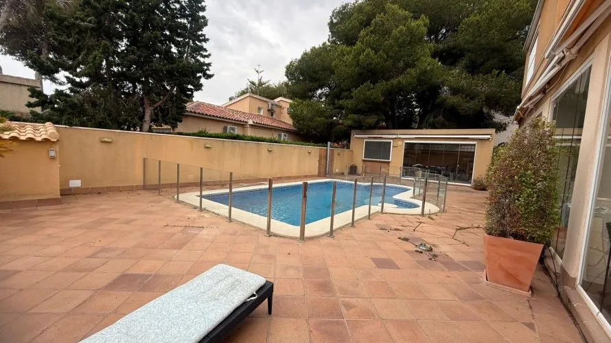 House de 5 chambres à Dehesa De Campoamor, Spain No. 127 № 1