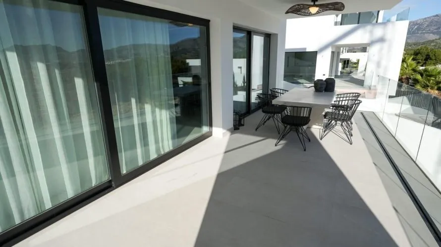 Villa de 3 chambres à Polop, Spain No. 403 № 2