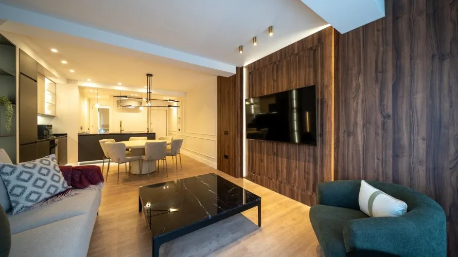 Apartment de 3 chambres à Madrid, Spain No. 158 № 3
