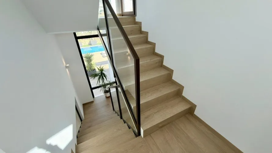 Villa de 5 chambres à Finestrat, Spain No. 1035 № 13