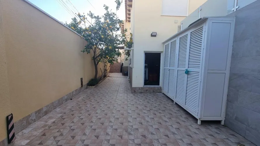 Villa de 4 chambres à Los Balcones, Spain No. 959 № 2