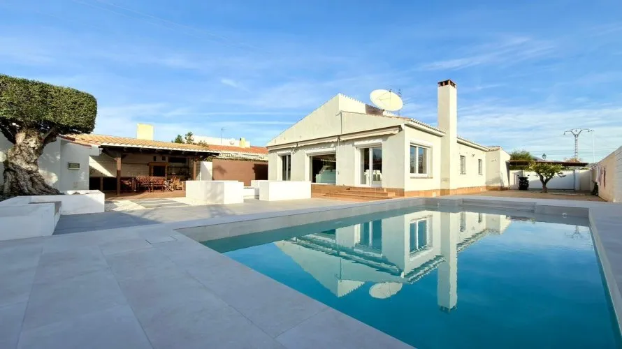 Apartment de 3 chambres à El Campello, Spain No. 1013 № 2