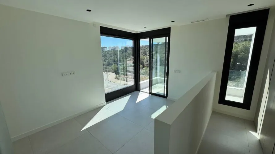 Villa de 3 chambres à Finestrat, Spain No. 1034 № 16