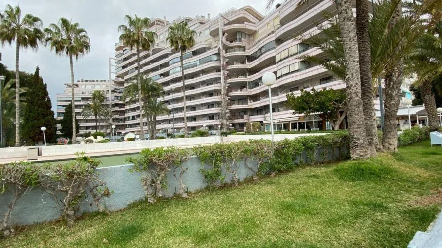 Apartment de 90m² à Calpe, Spain No. 930 № 2