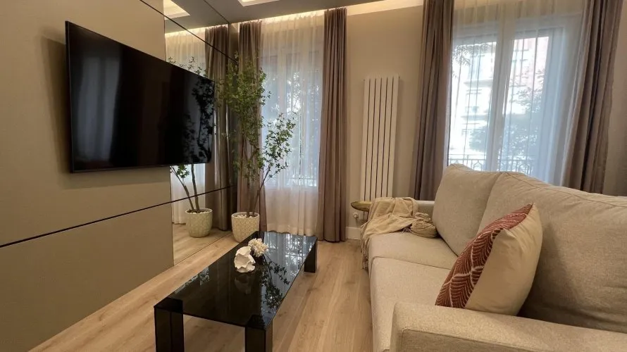 Apartment de 2 chambres à Madrid, Spain No. 849