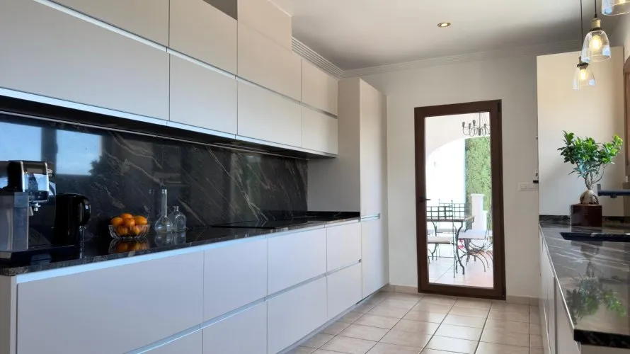 Villa de 500m² à Altea, Spain No. 871 № 15