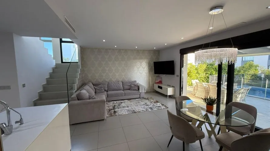 Villa de 3 chambres à Ciudad Quesada, Spain No. 901 № 5