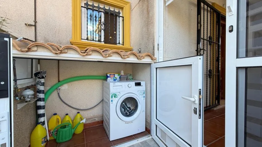 House de 2 chambres à Campoamor, Spain No. 980 № 11