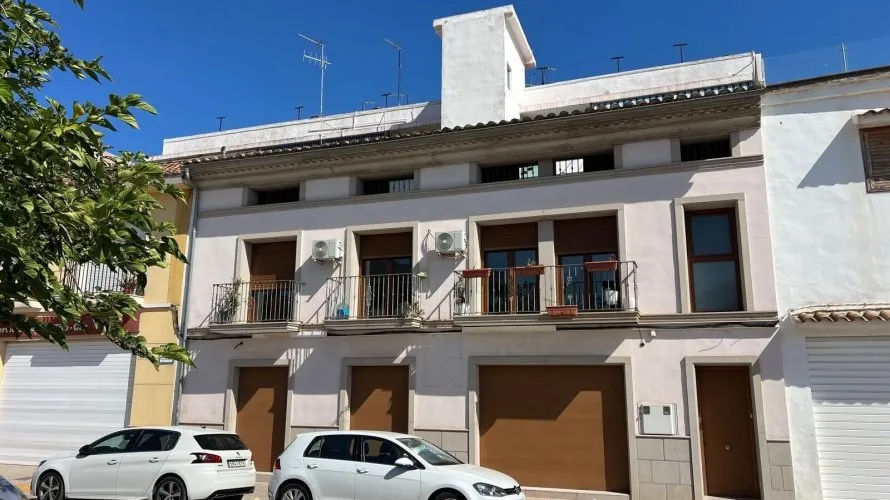 House de 3 chambres à El Puig de Santa Maria, Spain No. 1413 № 1