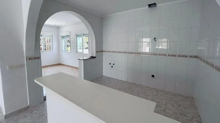 Villa de 3 chambres à Ciudad Quesada, Spain No. 819 № 8