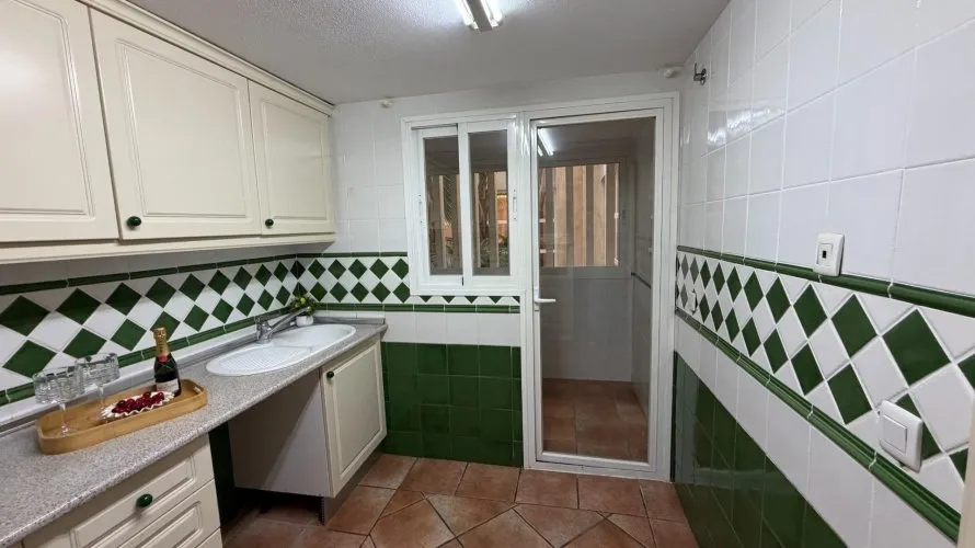 Apartment de 2 chambres à Alicante, Spain No. 1163 № 21