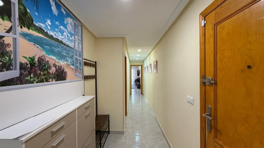 Apartment de 3 chambres à Torrevieja, Spain No. 996 № 1