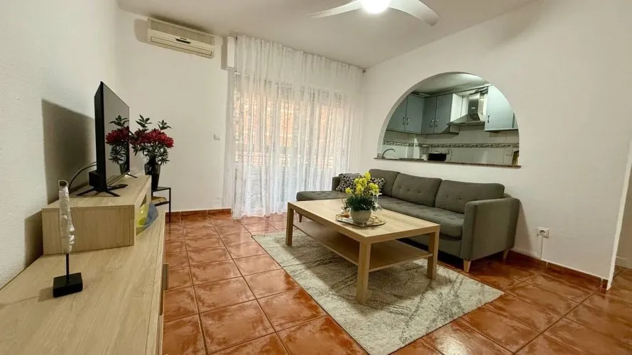 Apartment de 2 chambres à Torrevieja, Spain No. 2032 № 24