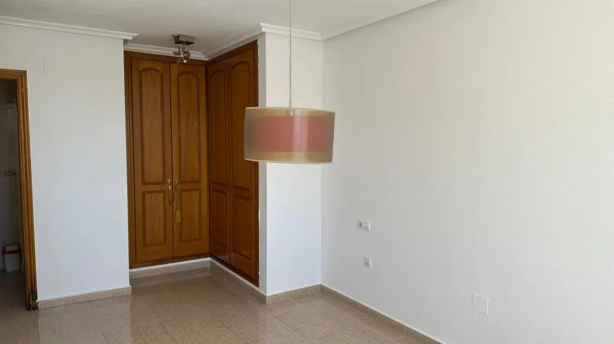 Apartment de 2 chambres à Torrevieja, Spain No. 2189 № 3