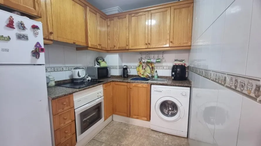 Apartment de 2 chambres à Torrevieja, Spain No. 2088 № 13
